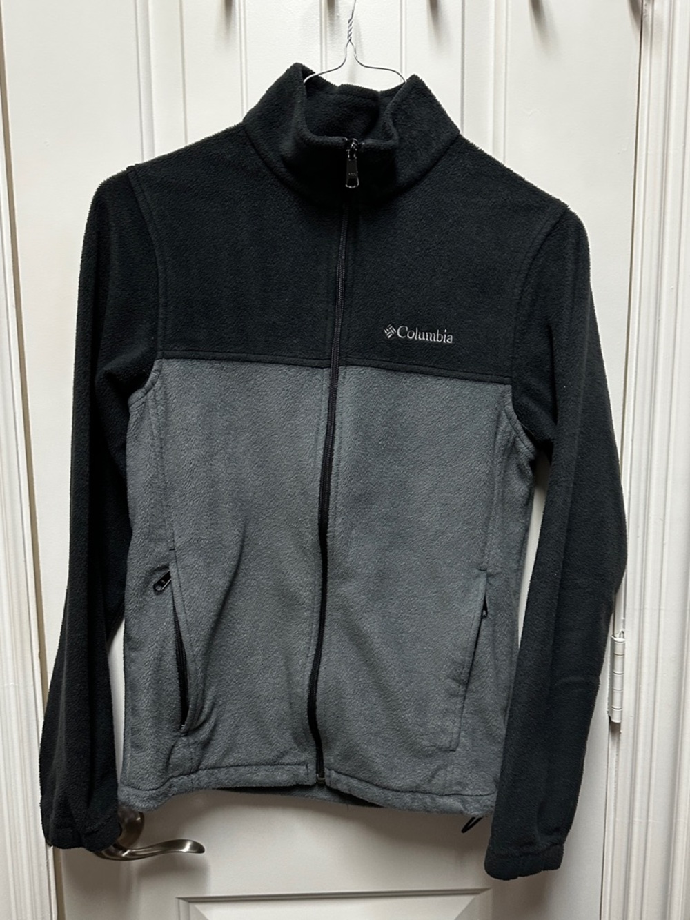 Columbia Mens Black and Gray Full-Zip Fleece Jacket